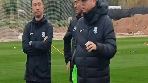 科瓦奇对比布兰特与穆西亚拉、维尔茨，或不利球员成长